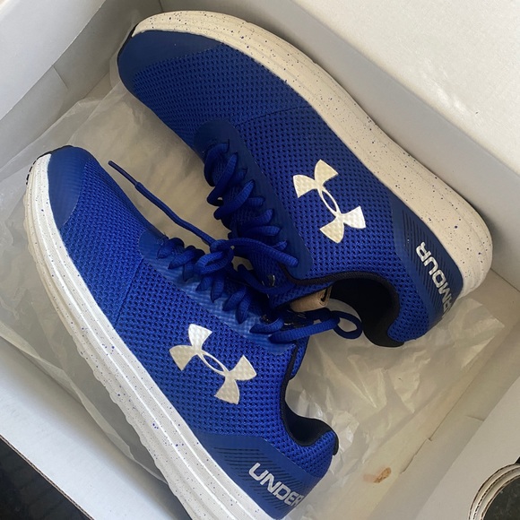 Underarmour running shoes - Picture 3 of 3